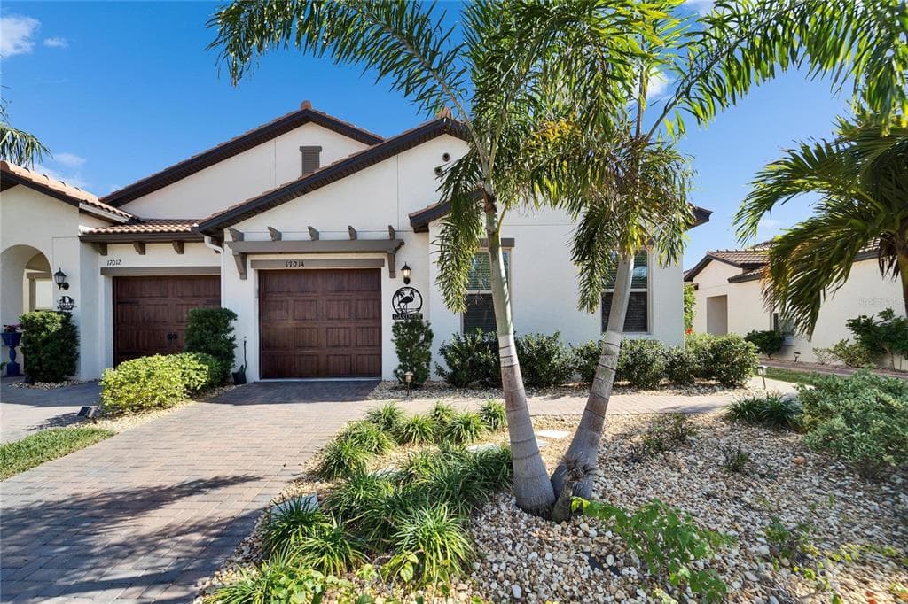 17014 CLEAR CORK DRIVE WIMAUMA, FL 33598