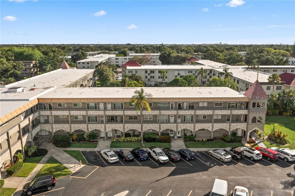 2461 CANADIAN WAY UNIT 65 CLEARWATER, FL 33763