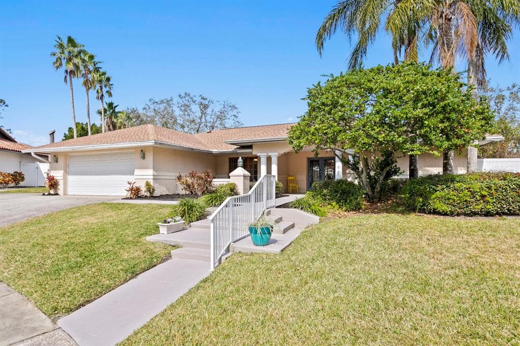 506 CROOKED PINE COURT LARGO, FL 33770