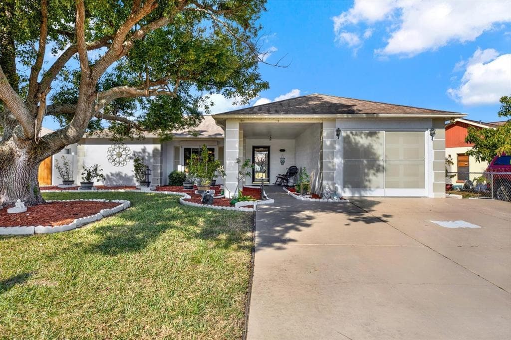 9445 BARNSTEAD LANE PORT RICHEY, FL 34668