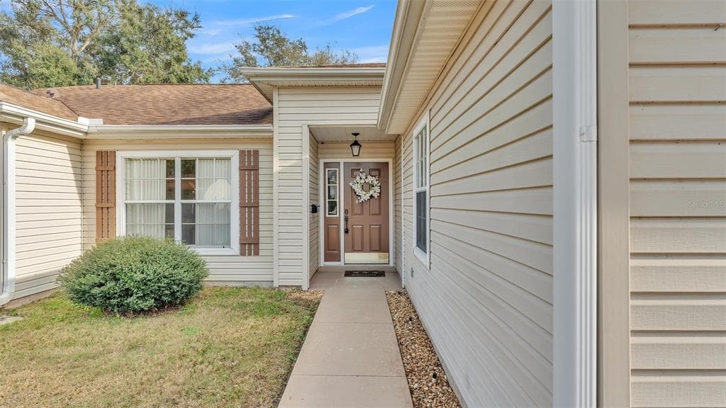 4064 RIVER CREST CIRCLE LEESBURG, FL 34748