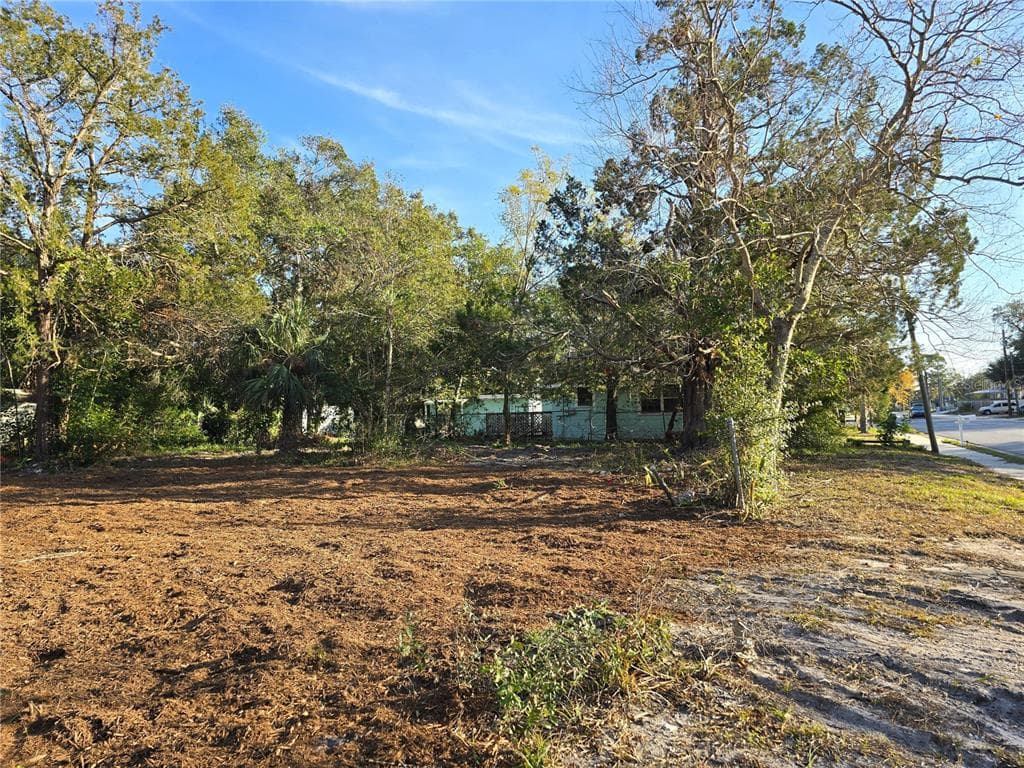 1825 DOUGLAS AVENUE CLEARWATER, FL 33755