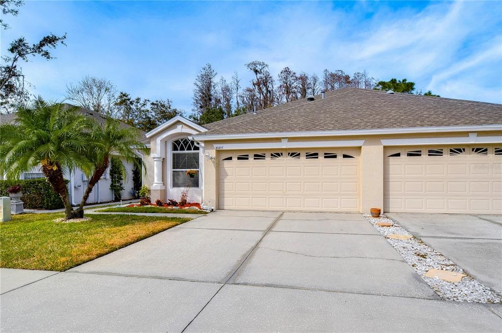 30817 PROUT COURT WESLEY CHAPEL, FL 33543