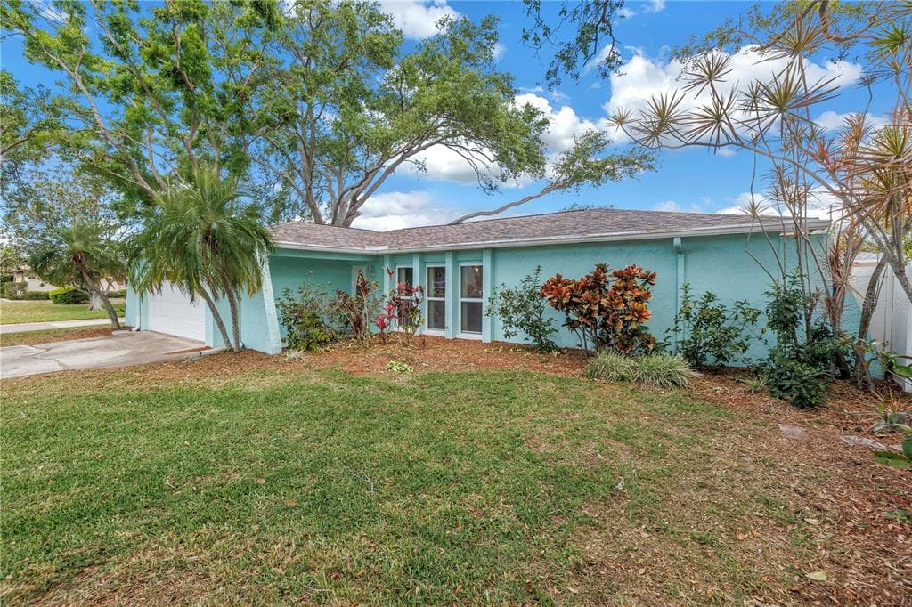 13851 102ND AVENUE LARGO, FL 33774