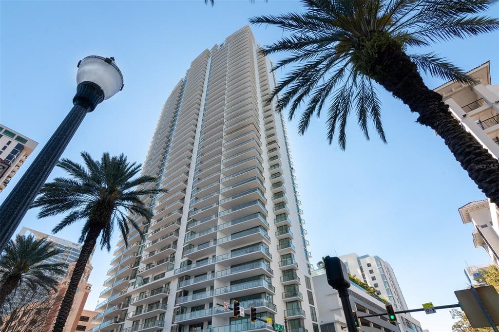 100 1ST AVENUE N UNIT 503 ST PETERSBURG, FL 33701