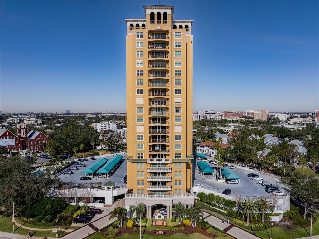 345 BAYSHORE BOULEVARD UNIT 1203 TAMPA, FL 33606