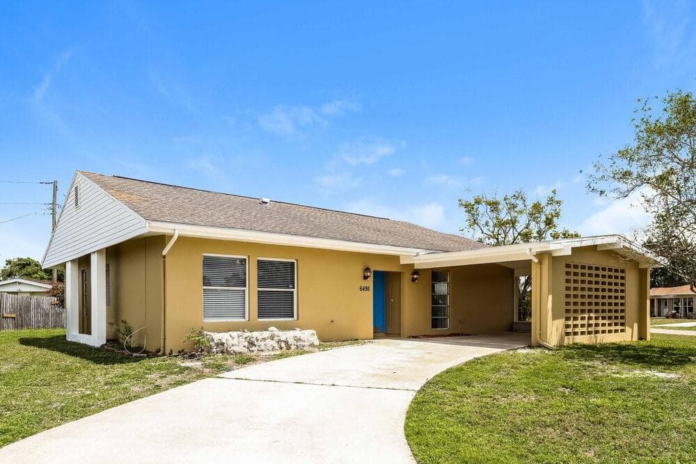 6498 PAN AMERICAN BOULEVARD NORTH PORT, FL 34287