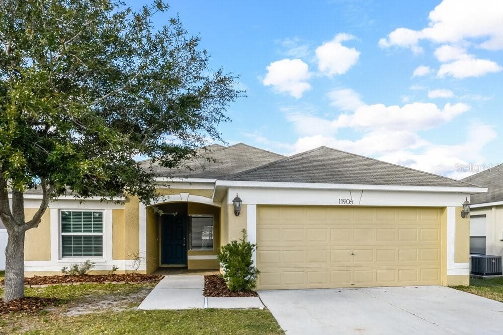 11906 BUTLER WOODS CIRCLE RIVERVIEW, FL 33579