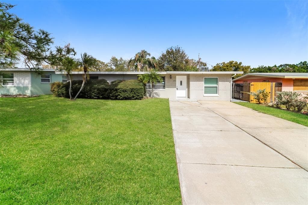 2250 NORMAN DRIVE CLEARWATER, FL 33765