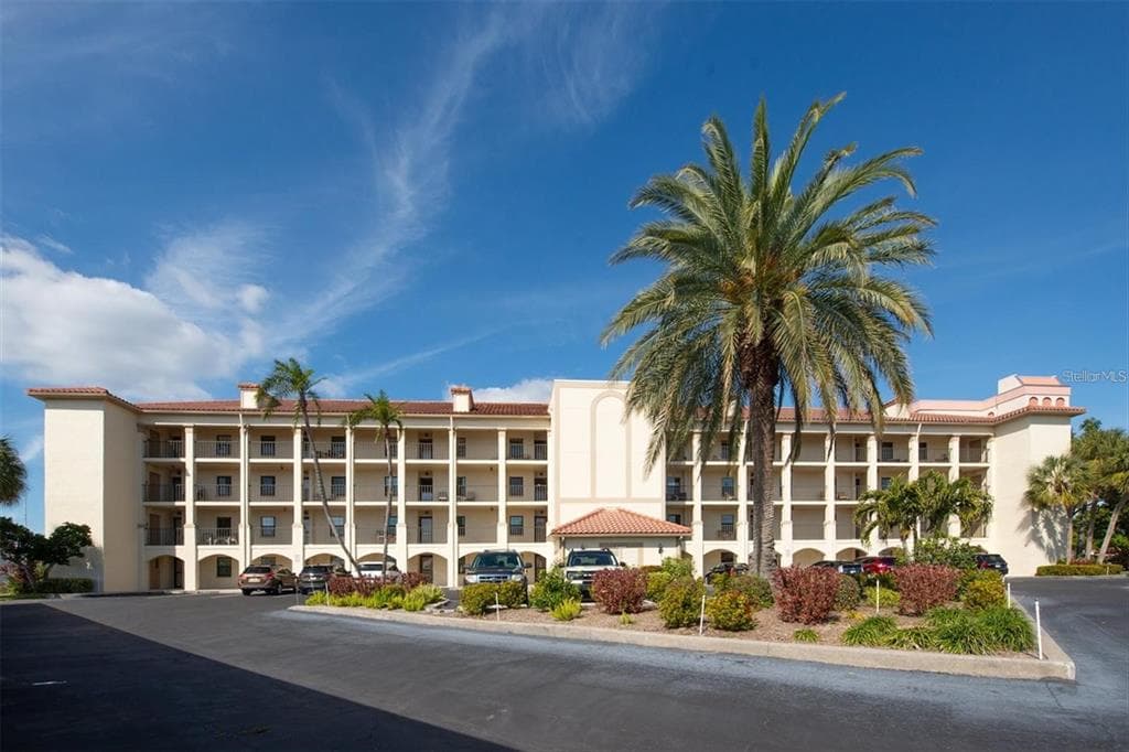 19029 US HIGHWAY 19 N UNIT 26-206 CLEARWATER, FL 33764