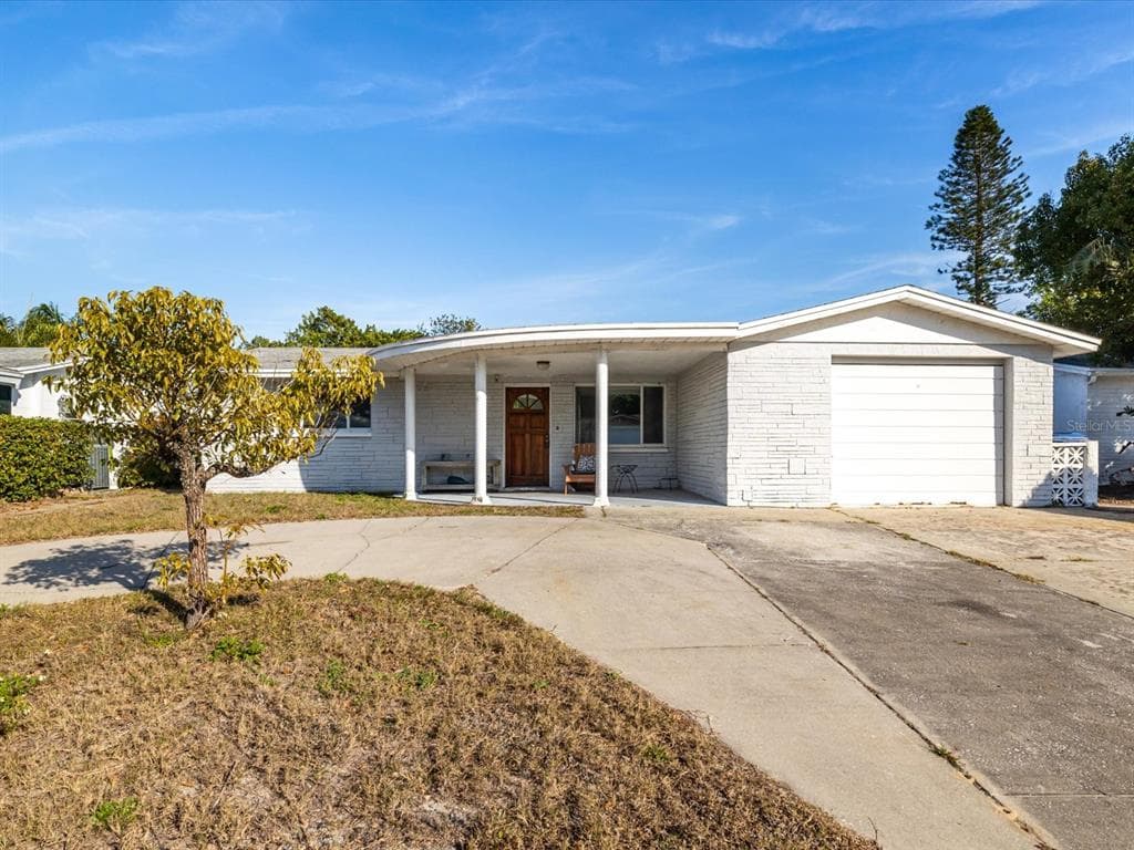 2616 OHIO PLACE HOLIDAY, FL 34691