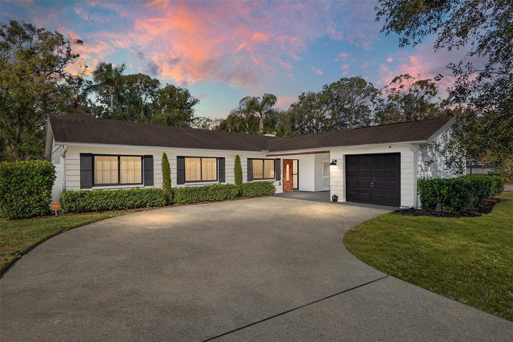 13510 SHADY SHORES DR TAMPA, FL 33613