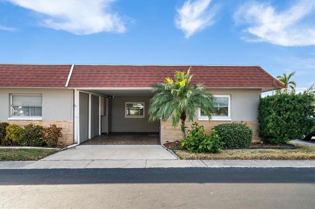272 PORTREE DRIVE DUNEDIN, FL 34698