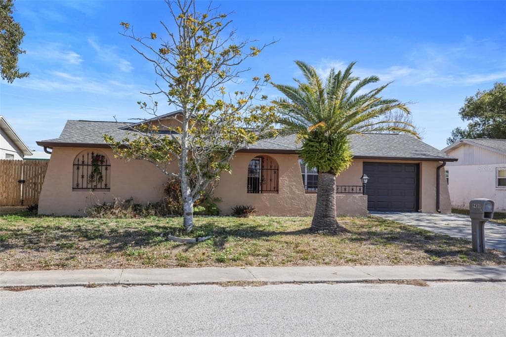 9430 GLEN MOOR LANE PORT RICHEY, FL 34668
