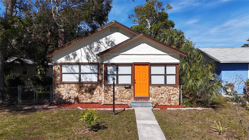 4219 4TH AVENUE S ST PETERSBURG, FL 33711