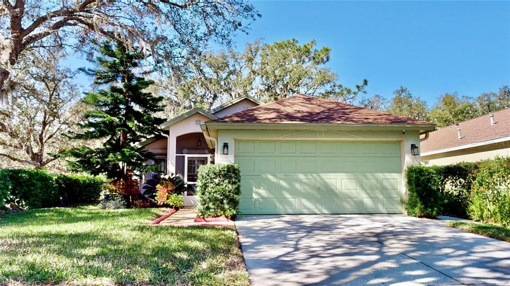 5873 MEADOWPARK PLACE LITHIA, FL 33547