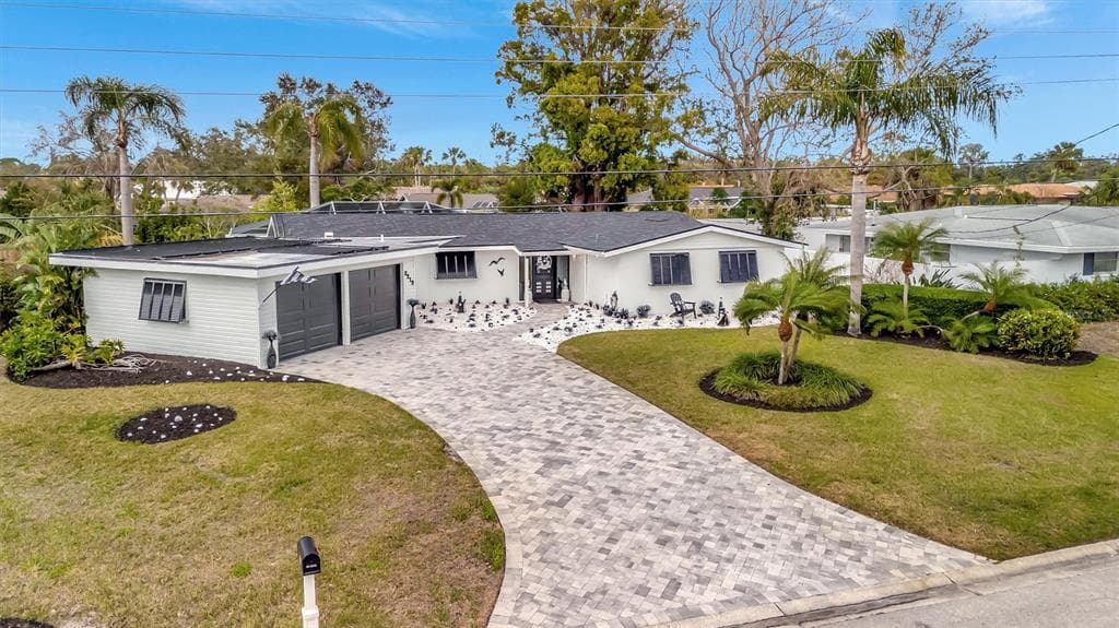 3219 DAWSON STREET SARASOTA, FL 34239