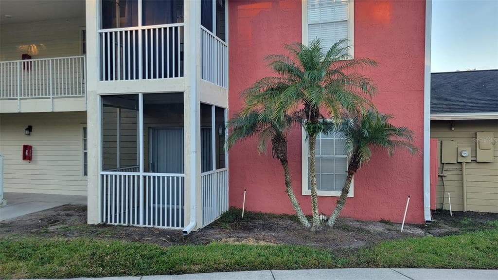 803 LAKE HAVEN SQUARE UNIT 108 BRANDON, FL 33511