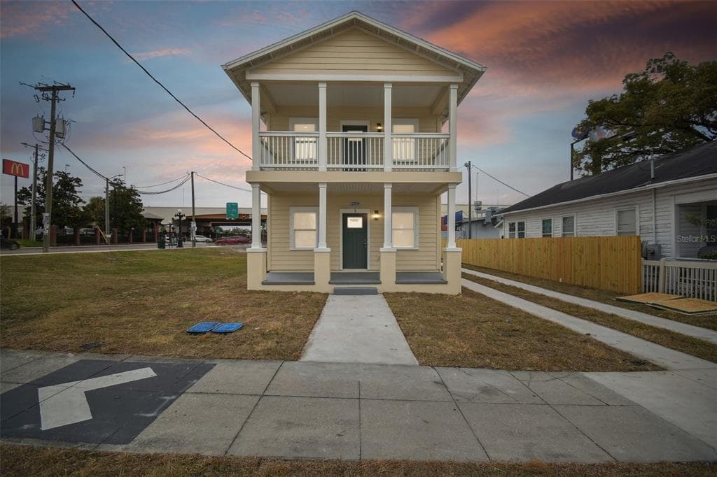 2204 E 12TH AVENUE TAMPA, FL 33605