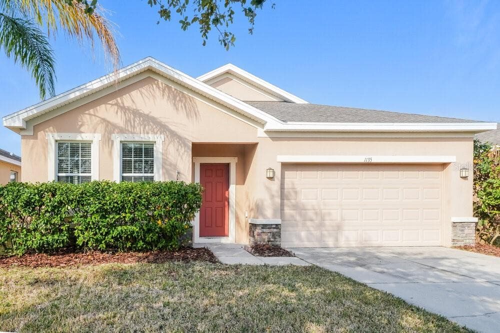1135 LAUREN MANOR LOOP RUSKIN, FL 33570