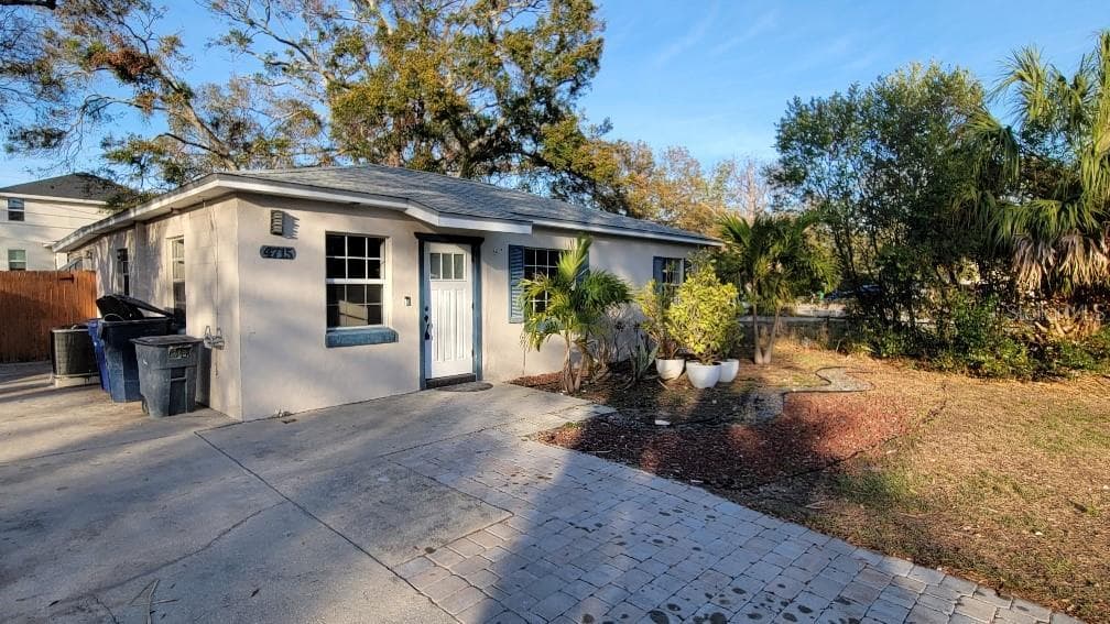 4715 W WALLCRAFT AVENUE TAMPA, FL 33611