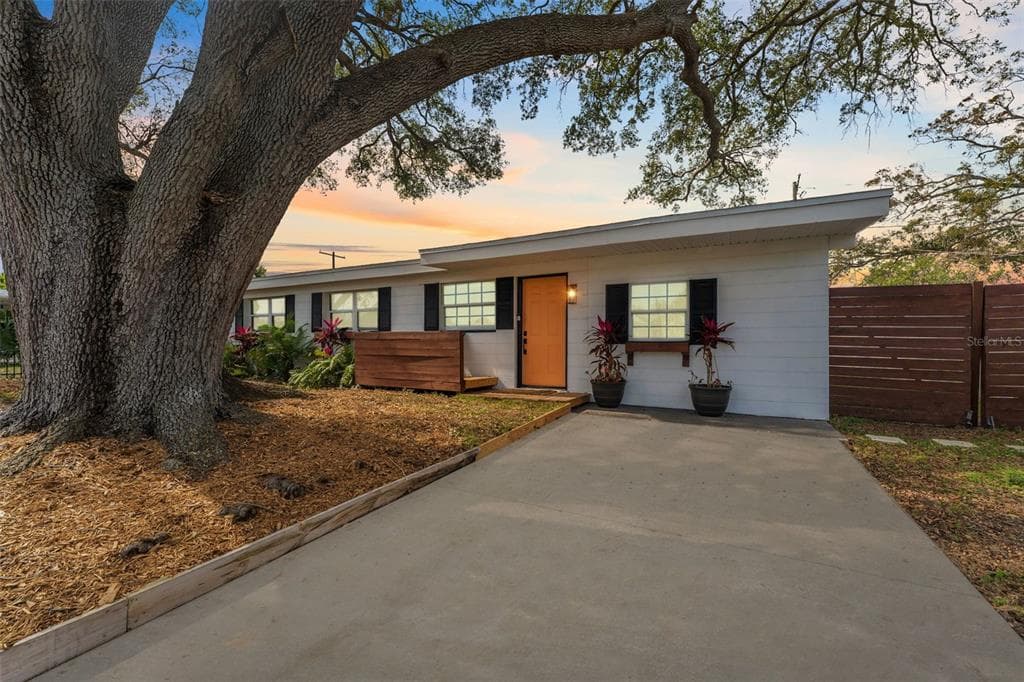 1707 DARLINGTON DRIVE