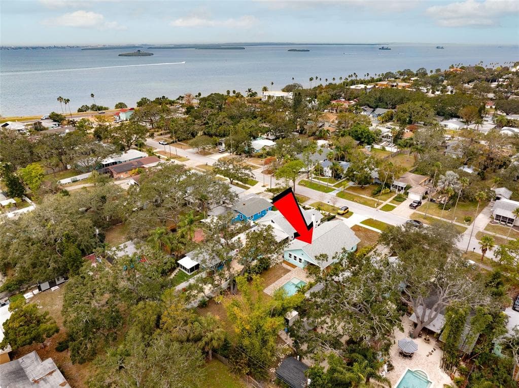 1061 SEDEEVA STREET CLEARWATER, FL 33755
