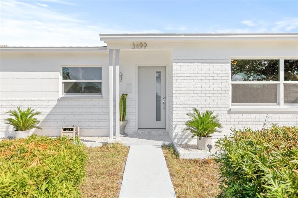 3499 43RD STREET N ST PETERSBURG, FL 33713