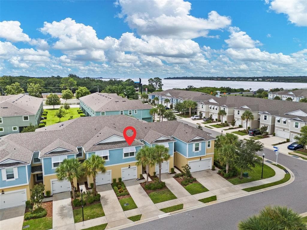 2505 ARCH AVENUE OLDSMAR, FL 34677