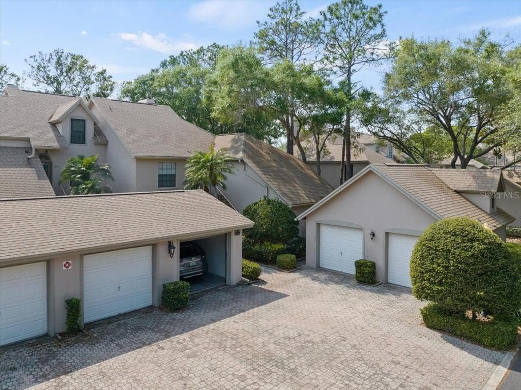 2824 COUNTRYSIDE BOULEVARD UNIT 326 CLEARWATER, FL 33761