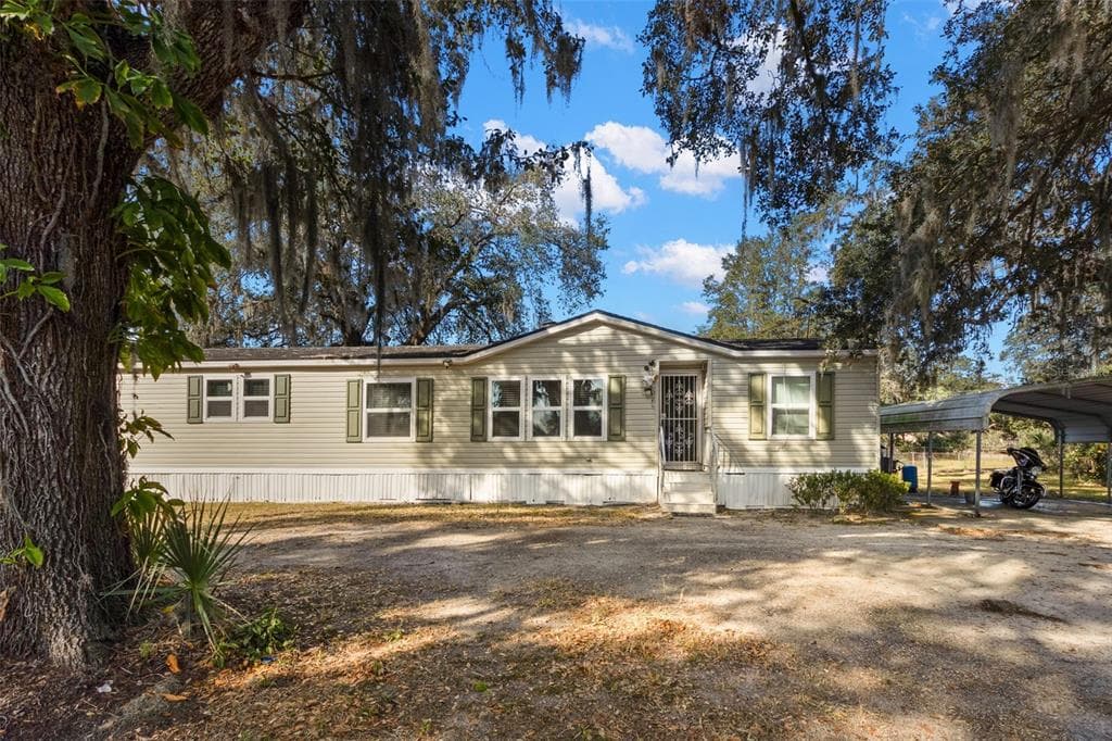 5104 NESMITH ROAD PLANT CITY, FL 33567