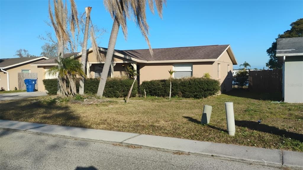 2050 SOCIETY DRIVE HOLIDAY, FL 34691