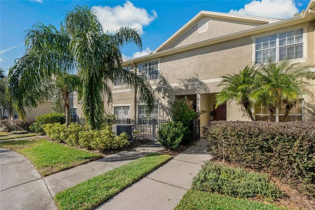 11080 WINTER CREST DRIVE RIVERVIEW, FL 33569