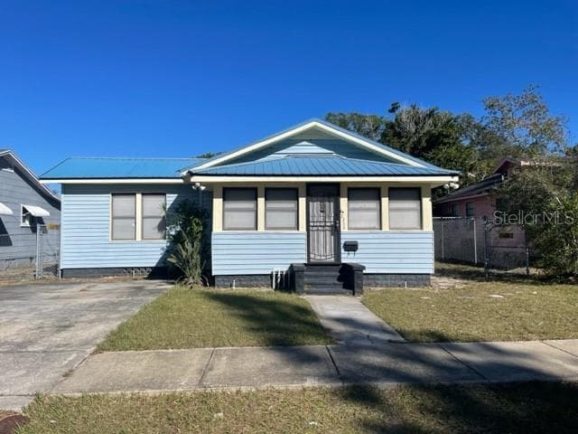 2233 21ST AVENUE S ST PETERSBURG, FL 33712