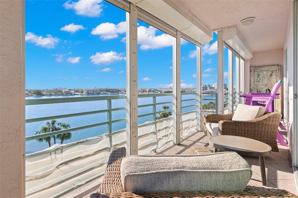 8020 SAILBOAT KEY BOULEVARD S UNIT 401