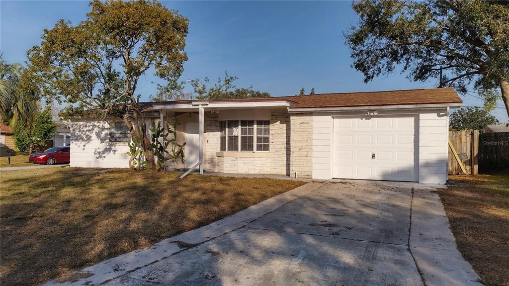 3310 JAMESTOWN DRIVE HOLIDAY, FL 34691