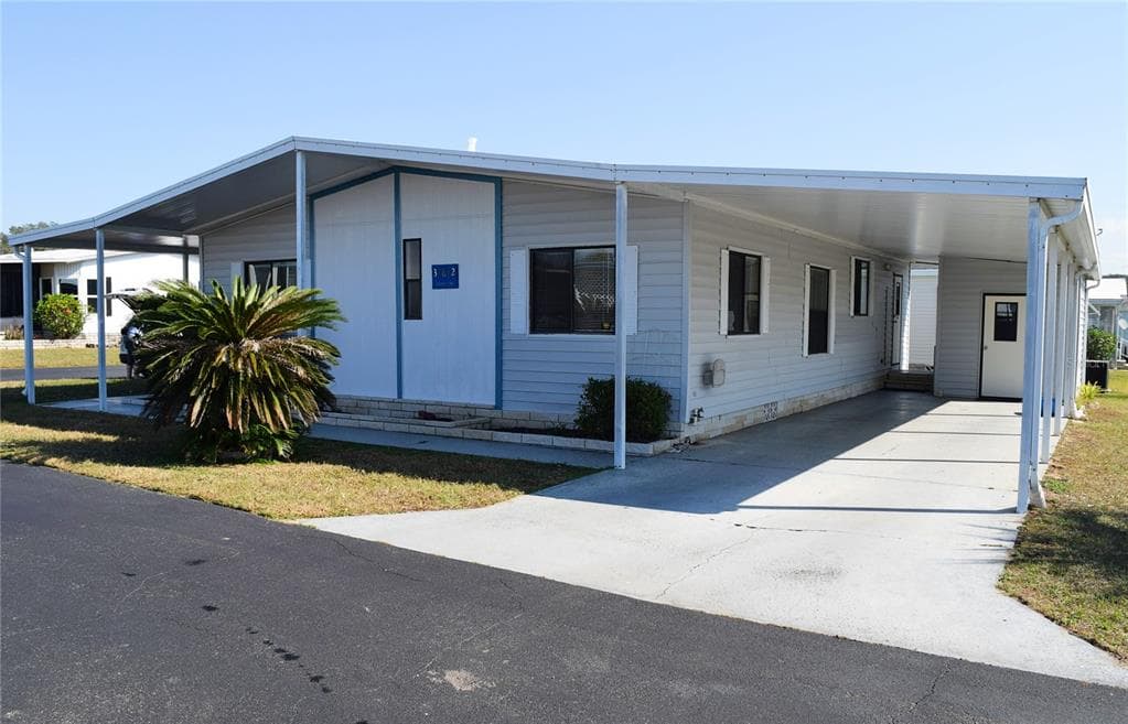 37642 AMIGO DRIVE ZEPHYRHILLS, FL 33541