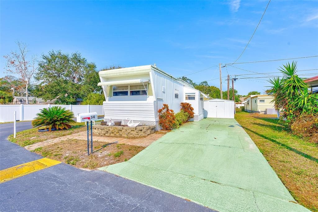 27466 US HIGHWAY 19 N UNIT 54 CLEARWATER, FL 33761