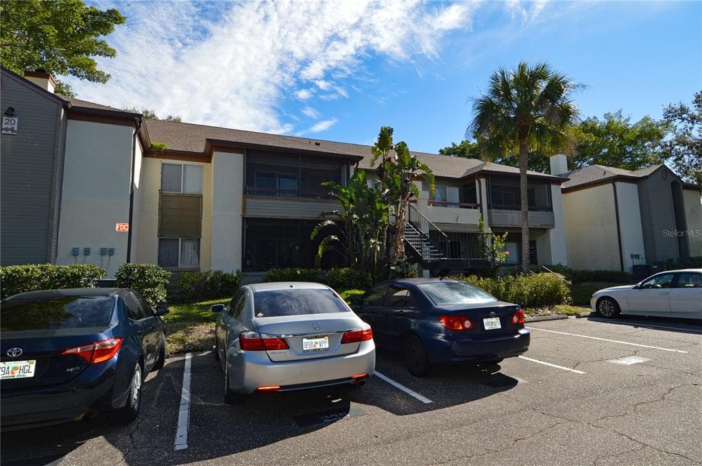 10263 GANDY BOULEVARD N UNIT 2002 ST PETERSBURG, FL 33702