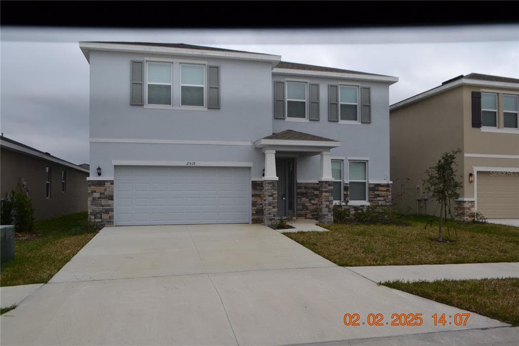 2518 WARREN ACRES BOULEVARD WESLEY CHAPEL, FL 33543