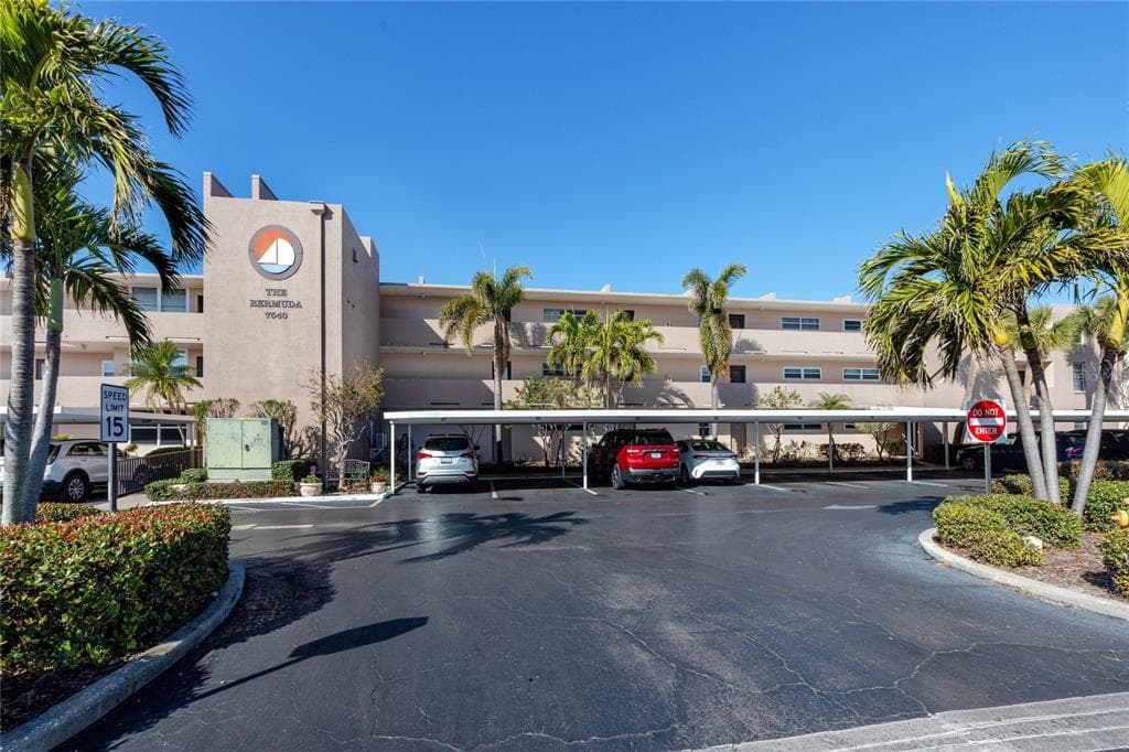 7540 BAY ISLAND DRIVE S UNIT 253 SOUTH PASADENA, FL 33707