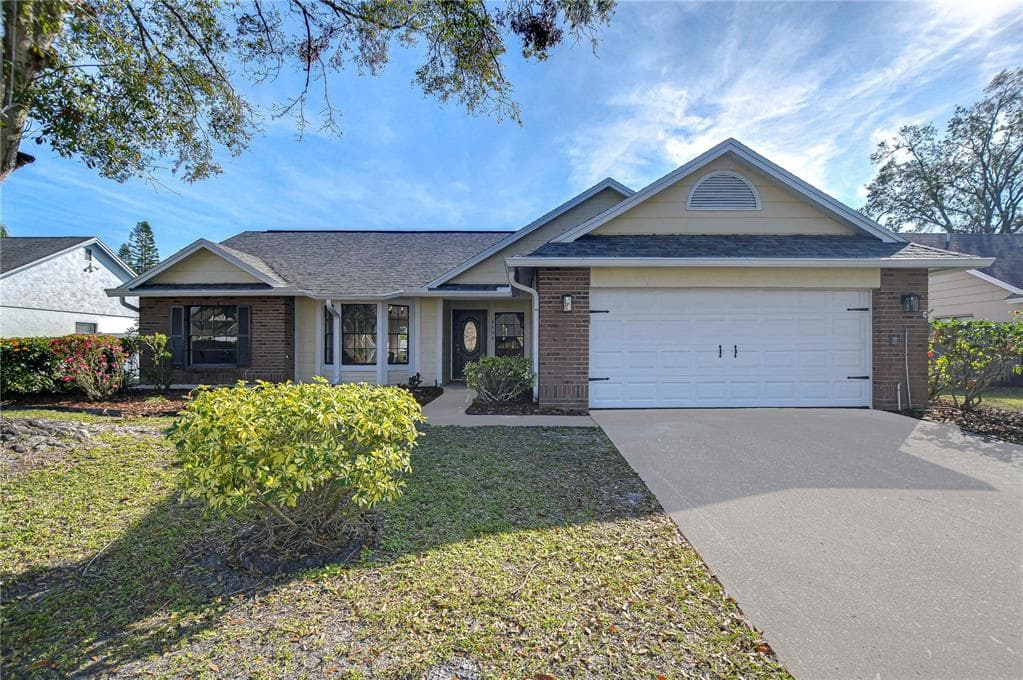 4804 FOXSHIRE CIRCLE TAMPA, FL 33624