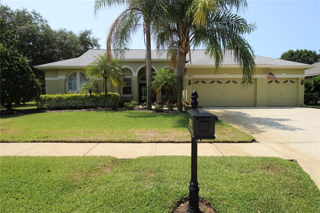 3792 SIENA LANE PALM HARBOR, FL 34685