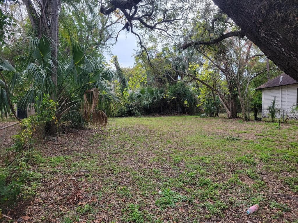 3111 E 9TH AVENUE TAMPA, FL 33605