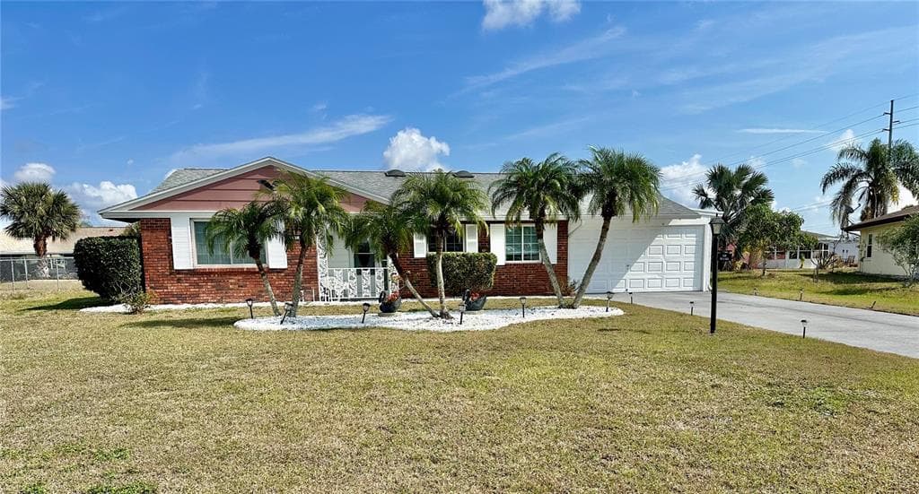 705 BRANNEN CIRCLE SUN CITY CENTER, FL 33573