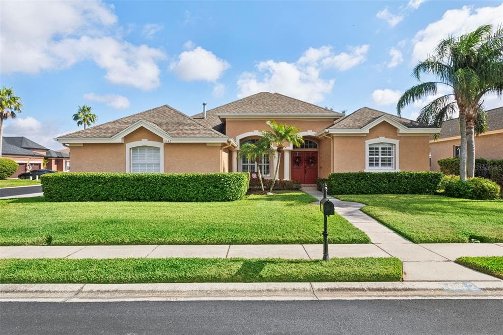 1642 DAYLILY DRIVE