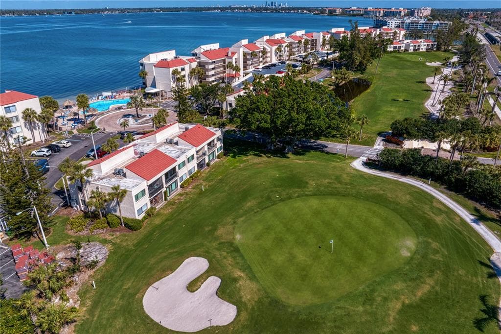 5633 PUERTA DEL SOL BOULEVARD S UNIT 306 ST PETERSBURG, FL 33715