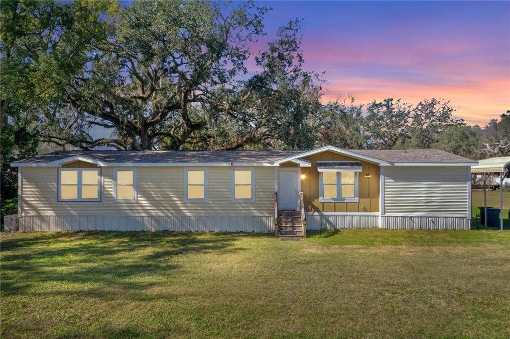 3735 AUTUMN PALM DRIVE ZEPHYRHILLS, FL 33541