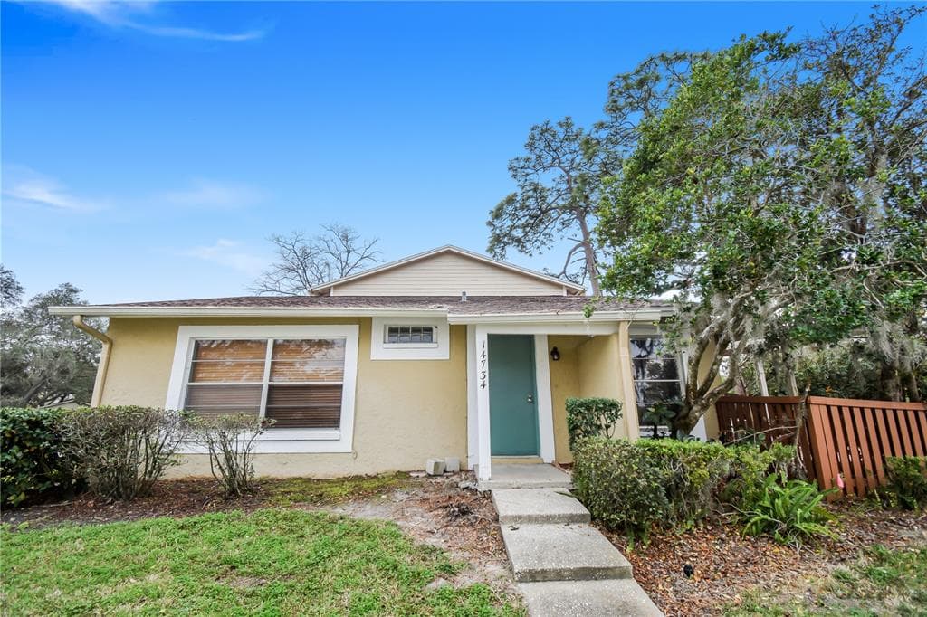 14734 PINE GLEN CIRCLE LUTZ, FL 33559