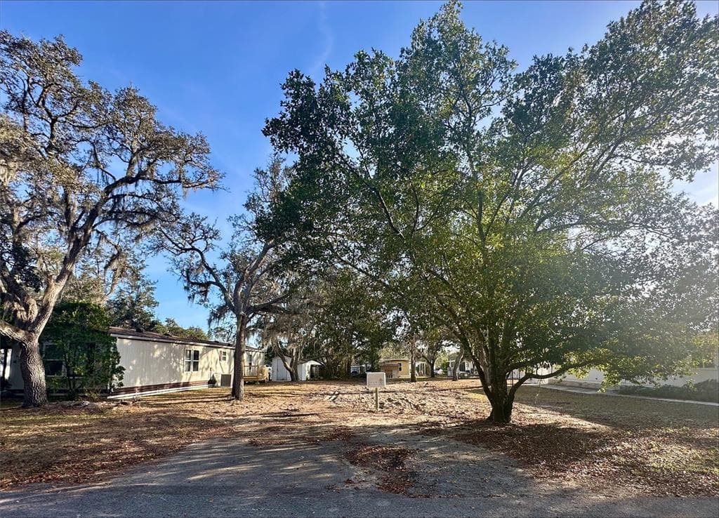 34978 HAWKIOWA ROAD DADE CITY, FL 33523